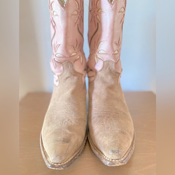 VINTAGE Cowgirl Boots - Picture 2 of 3